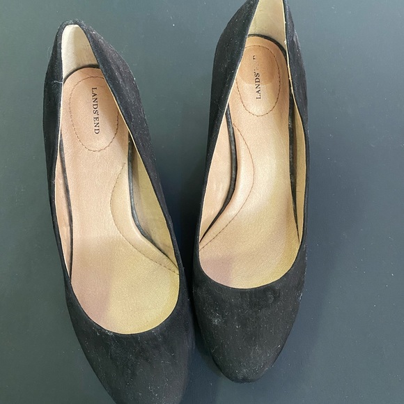 Lands’ End Suede Black Wedges 8W New! - Picture 3 of 5